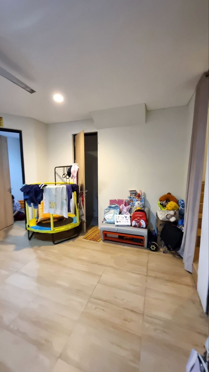 Take Over Rumah di Travertine Lippo Cikarang